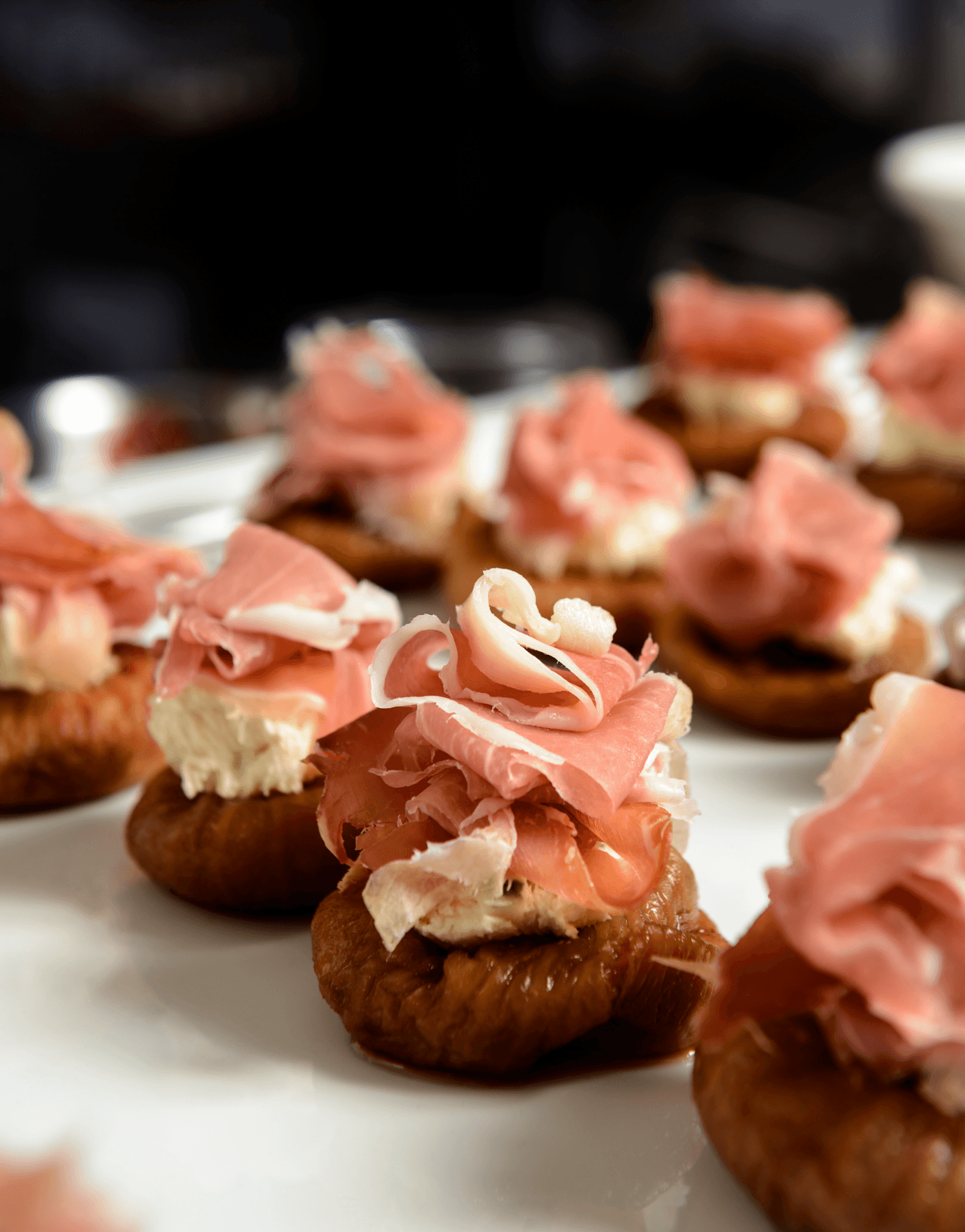 Des mets raffinés élaborés par notre service de traiteur gastronomique